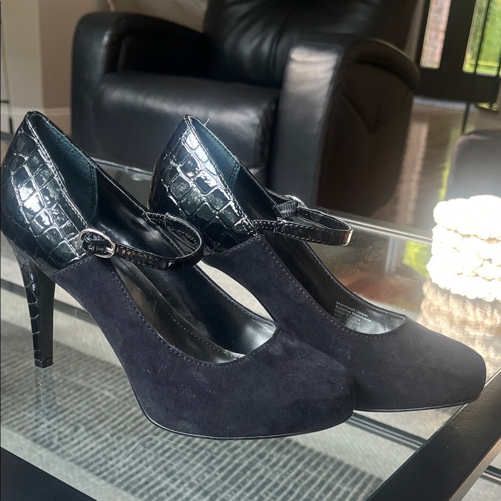 Style & Co. Black Heels with Croc-Pattern Strap